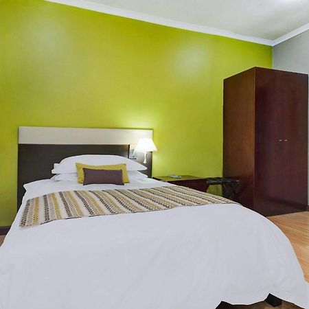 Protea Hotel Lusaka Cairo Road Buitenkant foto