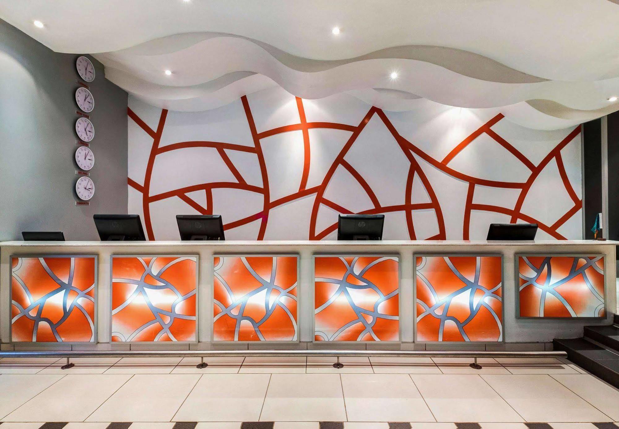 Protea Hotel Lusaka Cairo Road Buitenkant foto